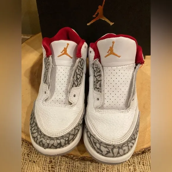 Nike air Jordan 3 retro cardinal red kids toddler shoes 832033-126 S-10C  W/box