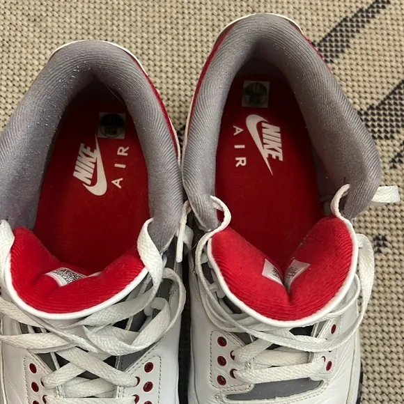 Nike Air Jordan 3 retro sneakers