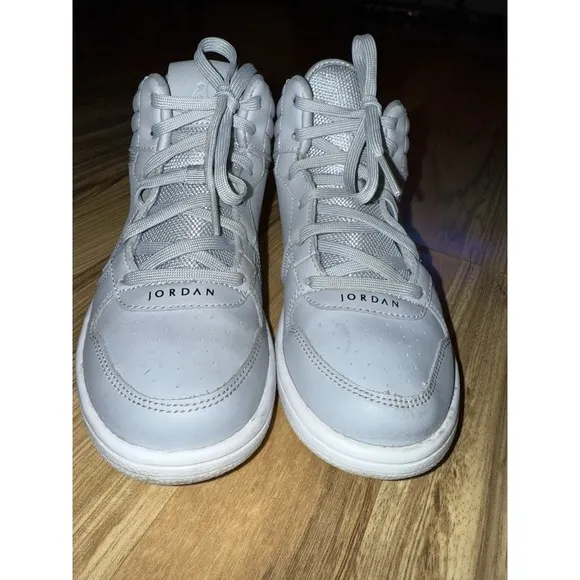 Nike Air Jordan Heritage Wolf Gray Boys 1Y Youth  Leather High Sneakers 2016