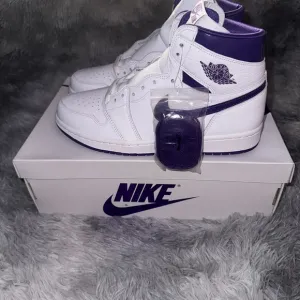Nike Air Jordan High OG Sneakers