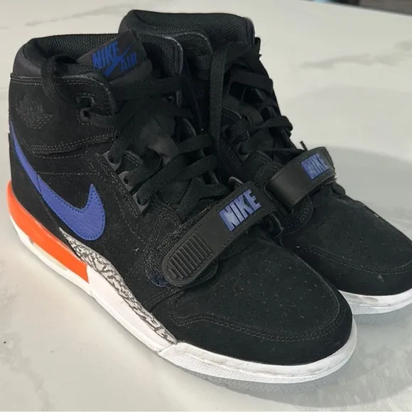 Nike Air Jordan Kids Black and Blue High-Top  boys Sneakers Size 7