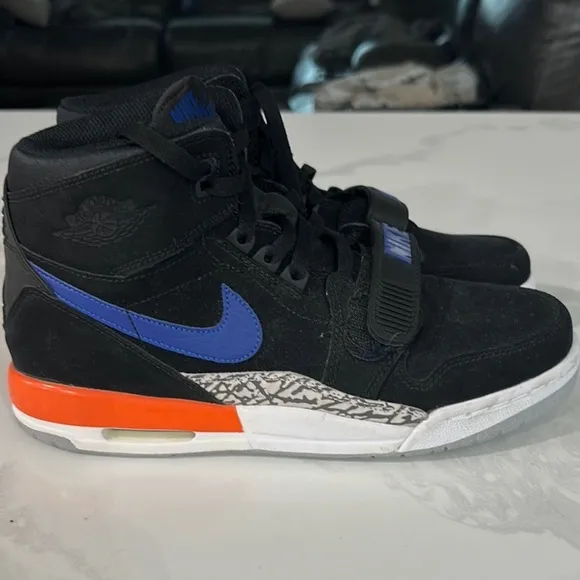 Nike Air Jordan Kids Black and Blue High-Top  boys Sneakers Size 7