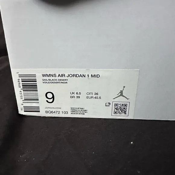 Nike Air Jordan Mid-Top Sneakers