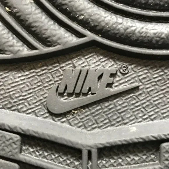 Nike Air Jordan Sneakers Retro Running Walking 640735-030 Black Shoes 6C 12 cms