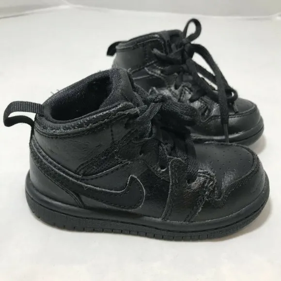 Nike Air Jordan Sneakers Retro Running Walking 640735-030 Black Shoes 6C 12 cms