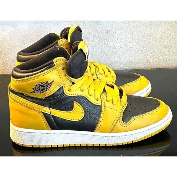 Nike Air Jordans Pollen Sneakers Leather High Top Size 5Y