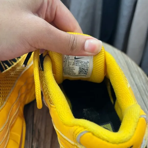 Nike Air Max 95 ReCraft (GS) “NYC Taxi” University Gold Black 3.5Y