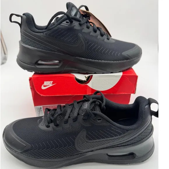 Nike Air Max Nuaxis Running Shoes All Black Cushioned Comfort Mens 9