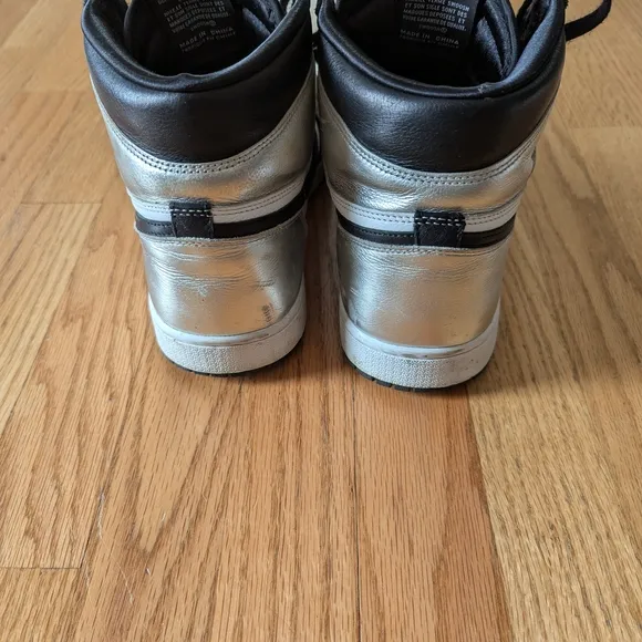 Nike Air Men's Black and Silver Sneakers