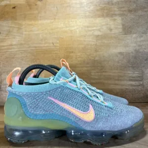Nike Air VaporMax 2021 Flyknit Womens Size 8.5 Running Shoes Sneakers Light Dew