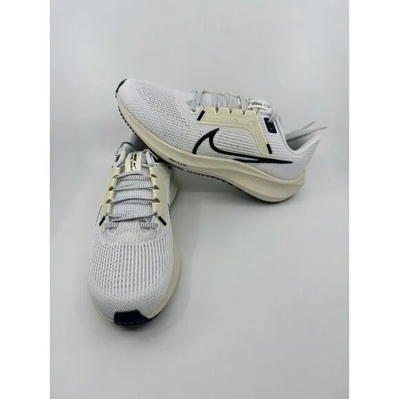 Nike Air Zoom Pegasus 40 Low Women’s Size 9 DV3854-100 White Coconut Milk