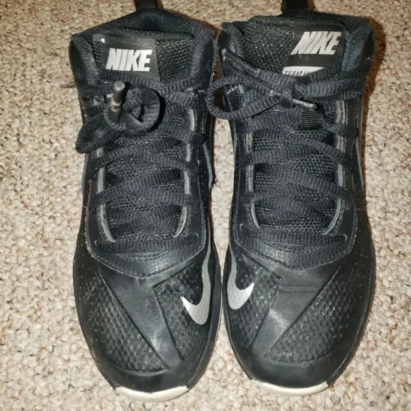 Nike basketball 13  sneakers (little kid)