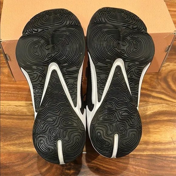 Nike Black and White Chunky Sneakers