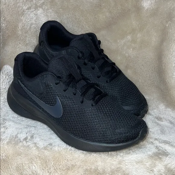 Nike Black Mesh Running Shoes
