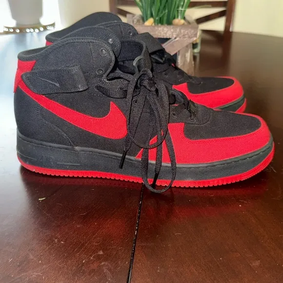 Nike Black/Red AF1 Sneakers custom Design
