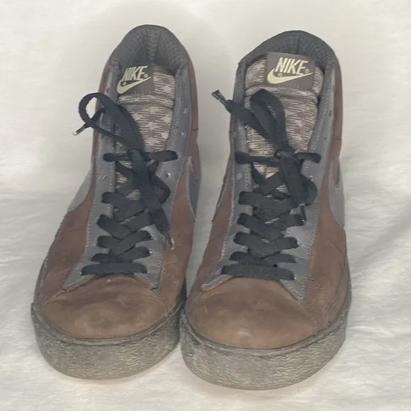 NIKE Blazer Hi Premium dark cider high tops 2008 SIZE 10.5 sneakers Nubuck