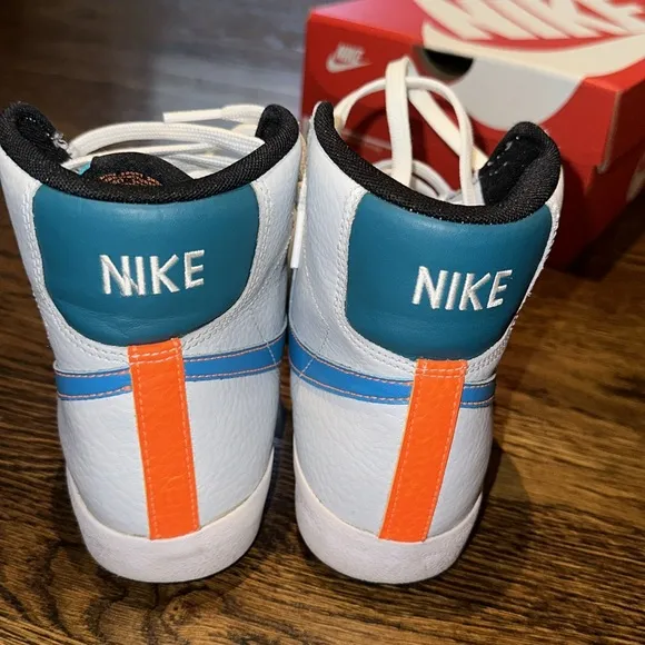 Nike Blazer Mid '77 GS 'Pure Platinum Laser Blue’ Worn Few Times