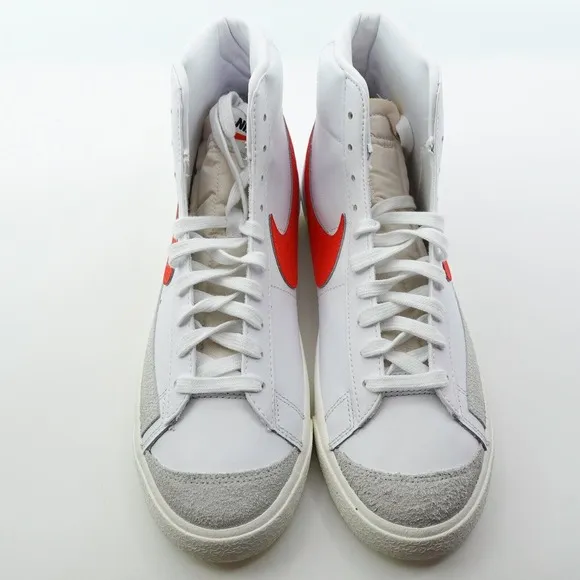 Nike Blazer Mid 77 Womens Size 10.5 White Habanero Red Sail CZ1055 101 Mens 9