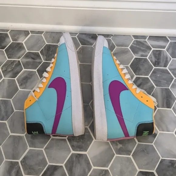 Nike Blazer Mid Aurora Purple Multicolor High Top Sneakers Youth 6