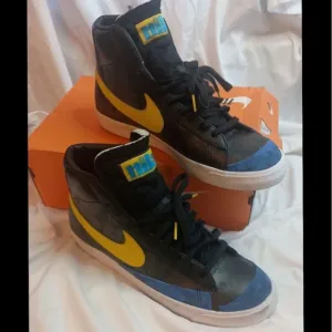 Nike Blazer Peace Love Basketball Black Yellow Shoes SKUCH026