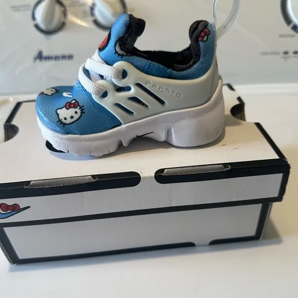 Nike Blue and White Athletic Sneakers