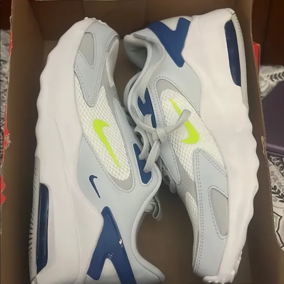 Nike Blue and White Retro Sneakers