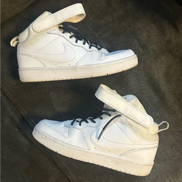Nike Court Borough Mid 2 White High-Top Sneakers