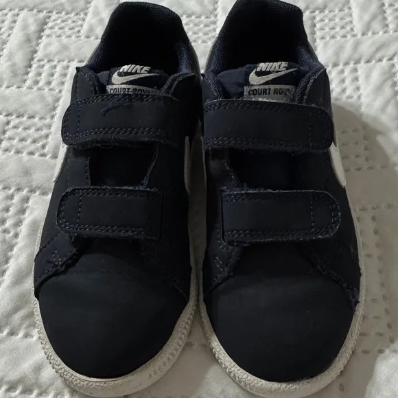 Nike Court Royale Velcro Closures 10.5C Preschooler Sneakers Running Shoes Sport