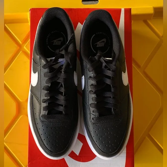 NIKE Court Vision Alta LTS Womens Sneakers - Black/White - Size 8