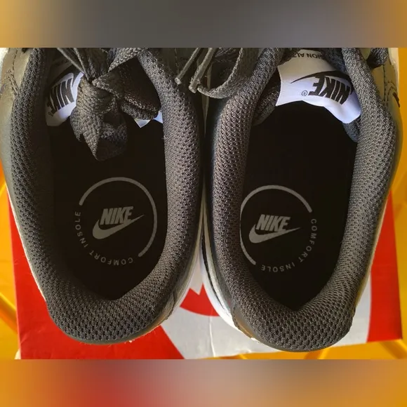 NIKE Court Vision Alta LTS Womens Sneakers - Black/White - Size 8