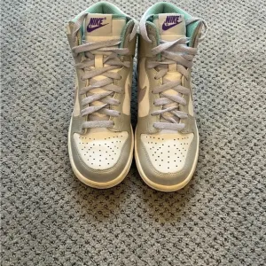 Nike Dunk High GG 316604-151 Girls Gray Purple Metallic Sneakers Size 5Y