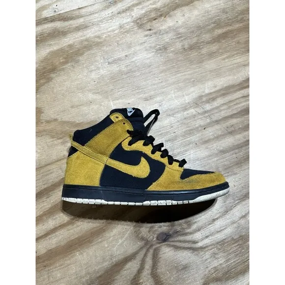 Nike Dunk High Gold Dart Men 8.5 Sneakers Shoes Yellow Black 407920 701