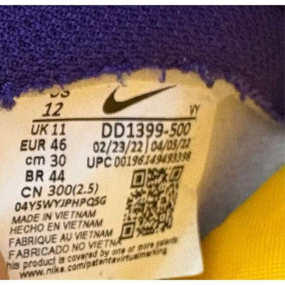 Nike dunk high top lakers sneakers size 12