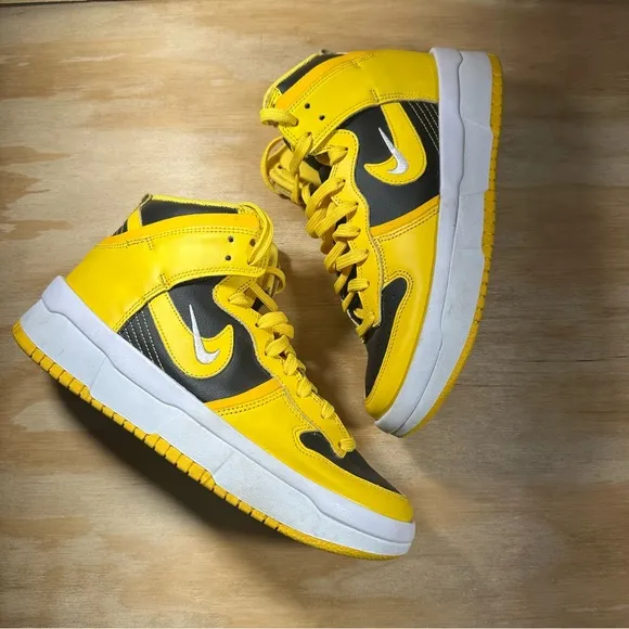 Nike Dunk High Up Varsity Maize Yellow and Black Sneakers Women’s Size 9