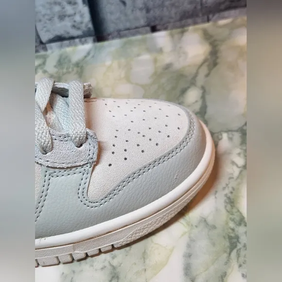 Nike Dunk SE High Mint Plaid Boy's Size 6.5 Y  ..
