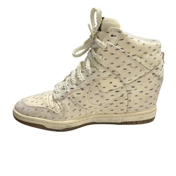 Nike Dunk Sky High Print 'Sail' Sneakers 543258-100 Women’s Size 9