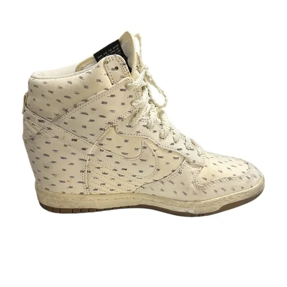 Nike Dunk Sky High Print 'Sail' Sneakers 543258-100 Women’s Size 9