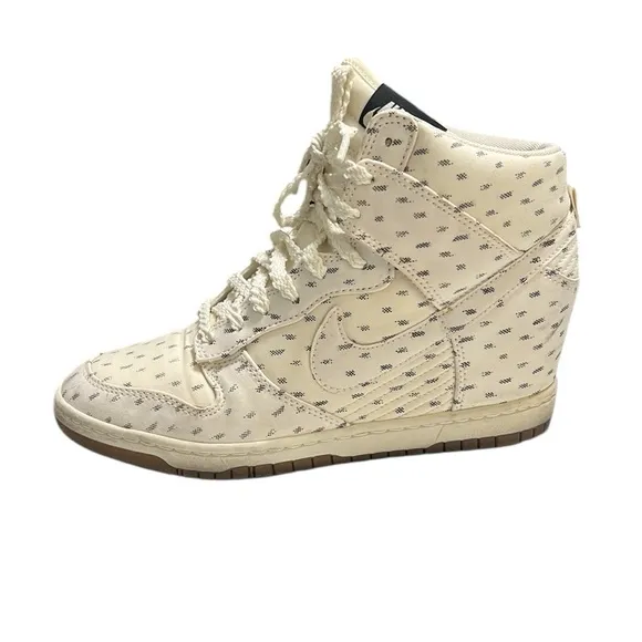 Nike Dunk Sky High Print 'Sail' Sneakers 543258-100 Women’s Size 9