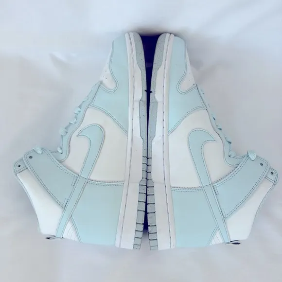 Nike Dunks High Top Light Glacier Blue Sneakers Next Nature Women’s 7.5