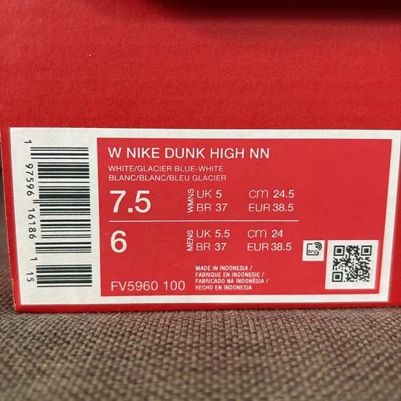 Nike Dunks High Top Light Glacier Blue Sneakers Next Nature Women’s 7.5