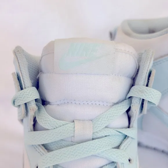 Nike Dunks High Top Light Glacier Blue Sneakers Next Nature Women’s 7.5