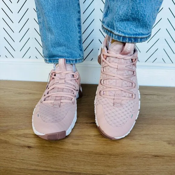 ⭐Nike Free Metcon 5 Pink Oxford 7.5 Womens Training Shoes Dusty Pink DV3950-600