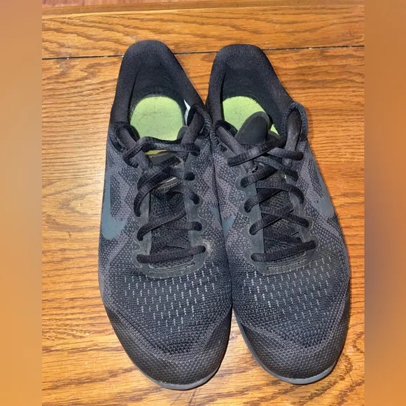 Nike Free Run Sneakers *make offers*