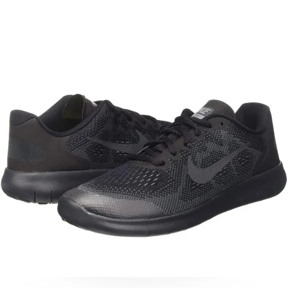 Nike Free Run Sneakers *make offers*