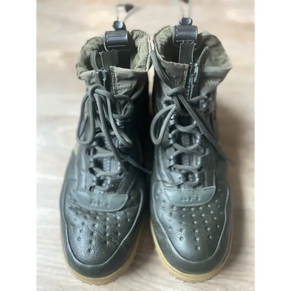 Nike Gore Tex Air Force 1 High Olive Green Men Size 10.5 Sneakers Waterproof