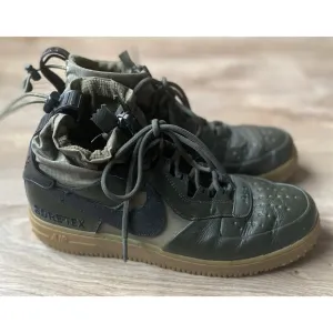 Nike Gore Tex Air Force 1 High Olive Green Men Size 10.5 Sneakers Waterproof