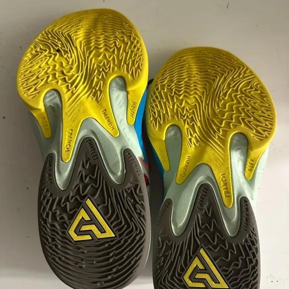 Nike Green and Red Sneakers with Dynamic Design