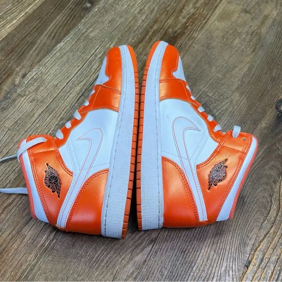 Nike Jordan 1 Mid Metallic Orange GS Size 7Y