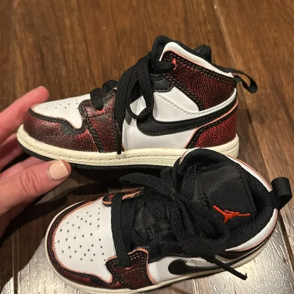 Nike - Jordan Boy’s - Modern Black &amp; Red High-Top Sneakers - Size: US 7C