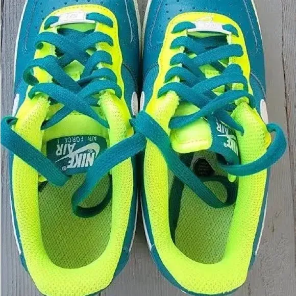 Nike Kids Air Force 1 Shoes - Teal and Neon Yellow Unisex Size 4.5
